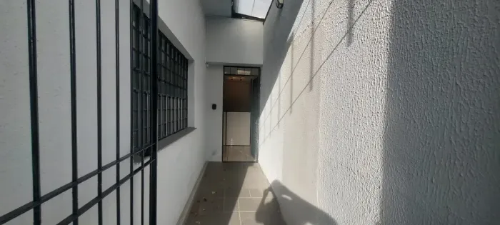 Imóvel para aluguel tem 130 metros quadrados com 5 quartos em Vila Rubi - São José dos Cam