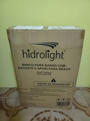 Banco cadeira para banho com encosto e apoio de braços