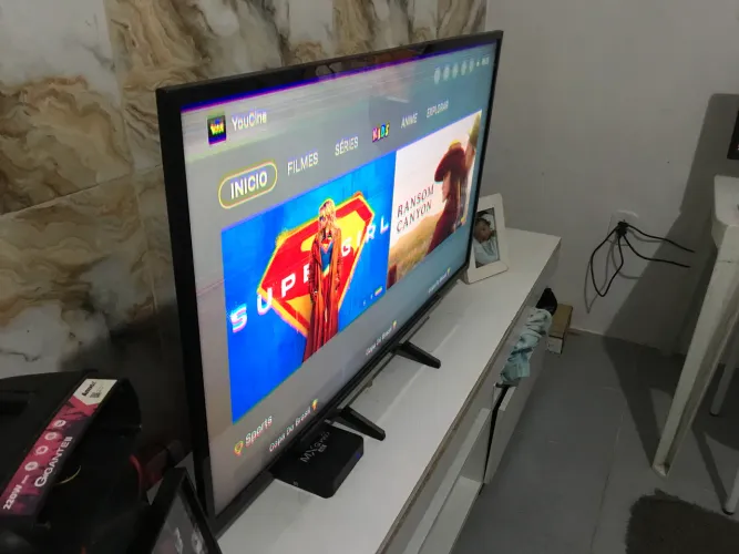 VENDE-SE TELEVISÃO 43POLEGADAS
