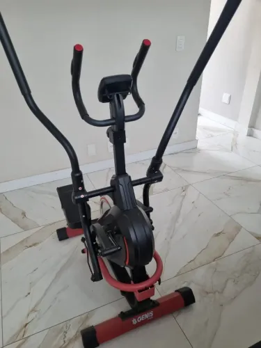 Aparelho elíptico