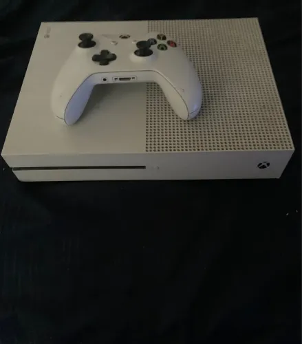 X Box one s 