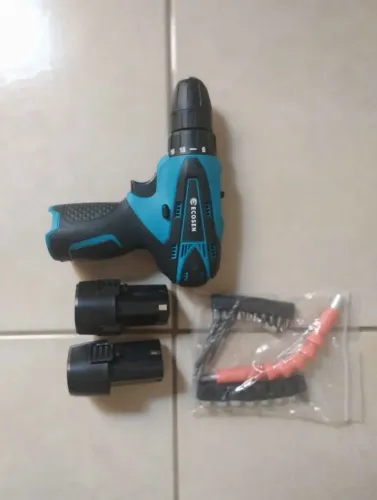 Parafusadeira 12V Compacta - Ideal p/ Montar Móveis e Uso em Casa