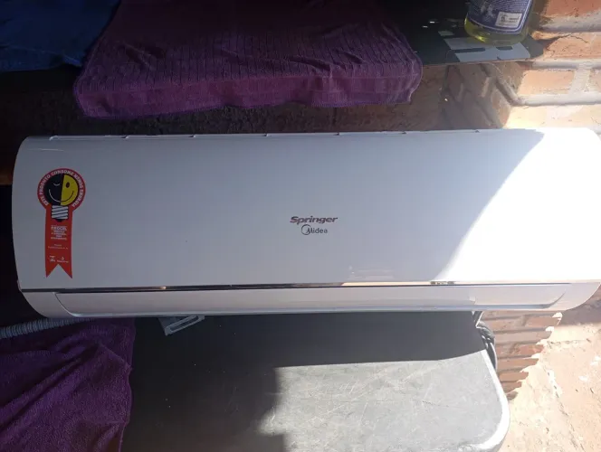 Ar condicionado Springer Midea 12.000 BTUs inverter 6 m de garantia