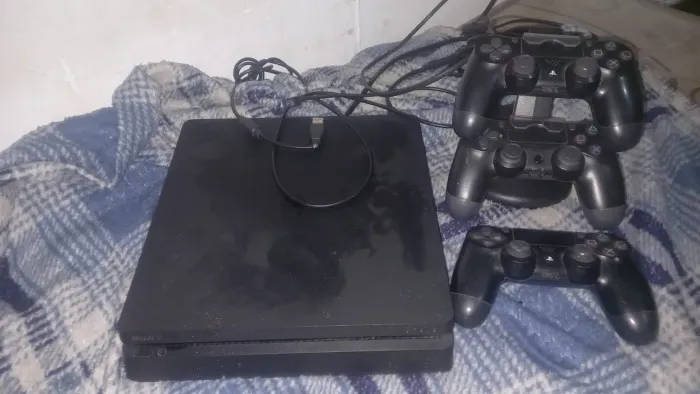 Ps 4 novo