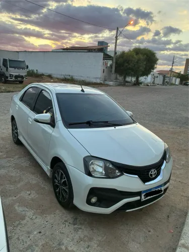 Toyota Etios Platinum Sed. 1.5 Flex 16V 4P Aut. 2019