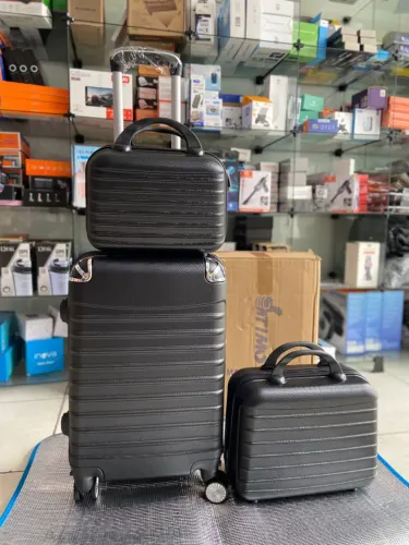 Mala de Bordo 10KG com Duas Bagagens de Mão preta