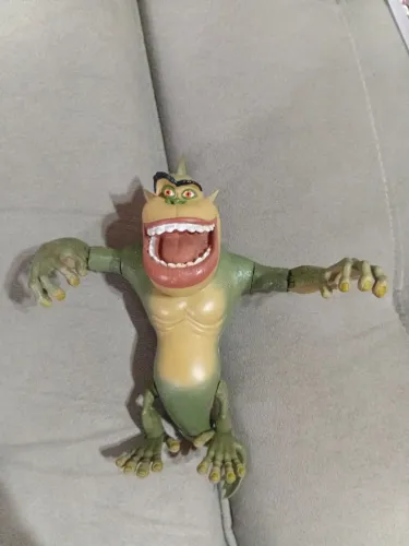 Boneco Elo perdido monstros vs alienígenas 