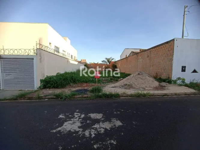Terreno 250m² em gaveta, murado e pronto para construir - Bairro Jardim Ipanema