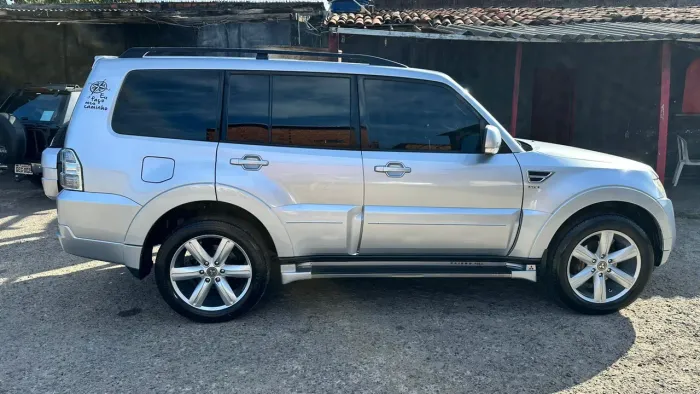 Mitsubishi Pajero HPE Full 3.2 4X4 T.i.dies. 5P AUT 2014