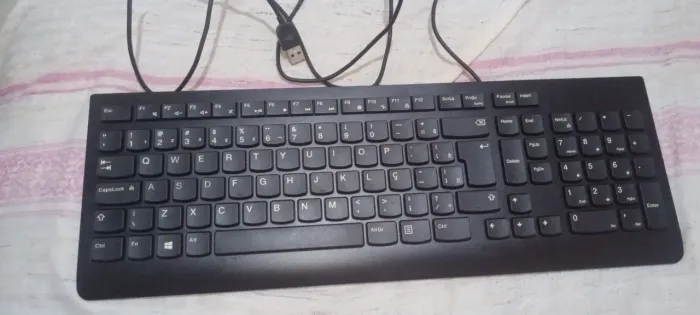 Teclado Lenovo excelente qualidade pra vender logo