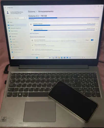 Celular e notebook