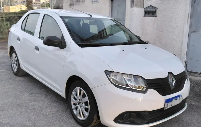 Renault Logan Authentique Hi-flex 1.0 16V 4P 2016