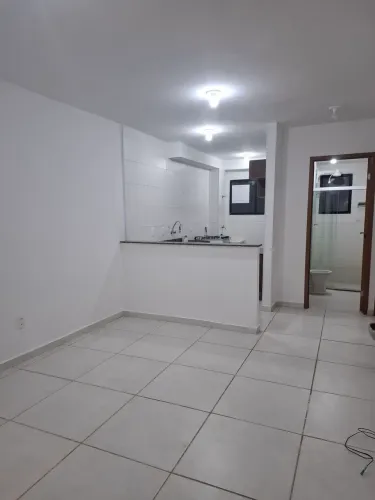 Locação/ Condomínio Fechado.