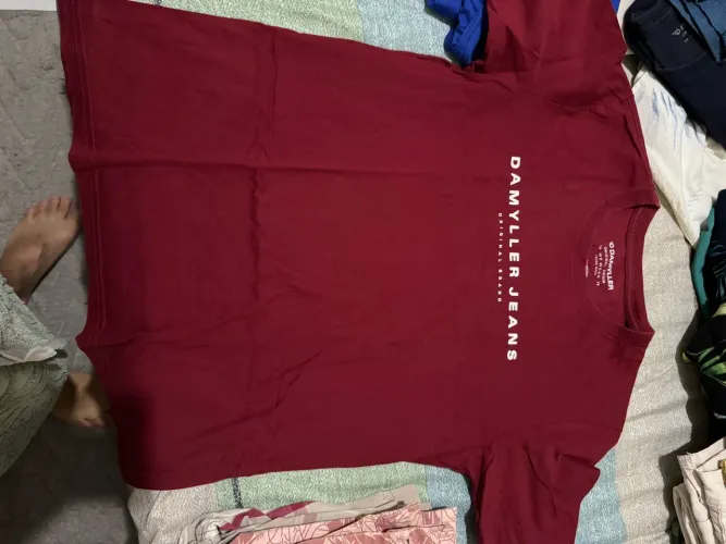 MAIS DE 60 PEÇAS DE ROUPAS POR 200 REAIS