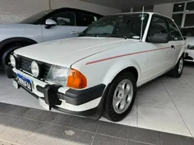 Ford Escort XR3 1.8 / 1.6 Beneton/form./laser 1985