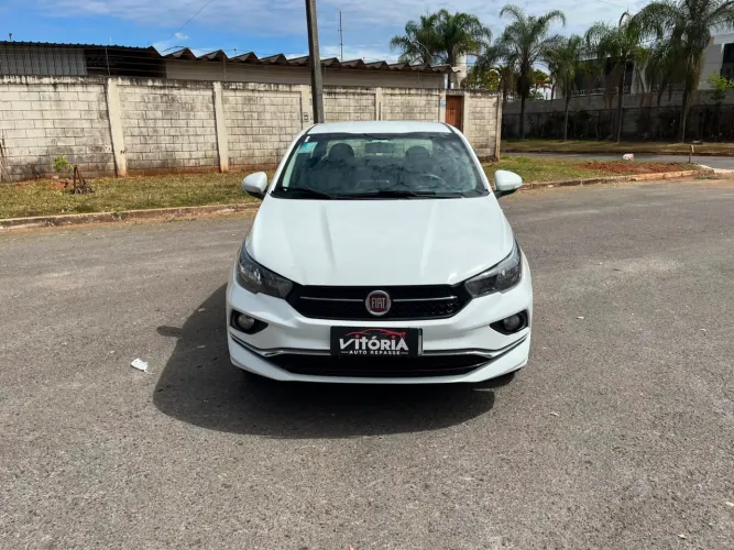 Fiat Cronos Precision 1.8 16V Flex Mec. 2019