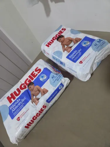 Fralda huggies M