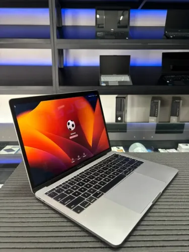 APPLE MACBOOK PRO 13 CORE i5 250GB SSD 8GB DDR3 TELA 13.3"