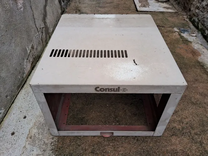 Caixa para ar condicionado consul de 7.500 Btus.