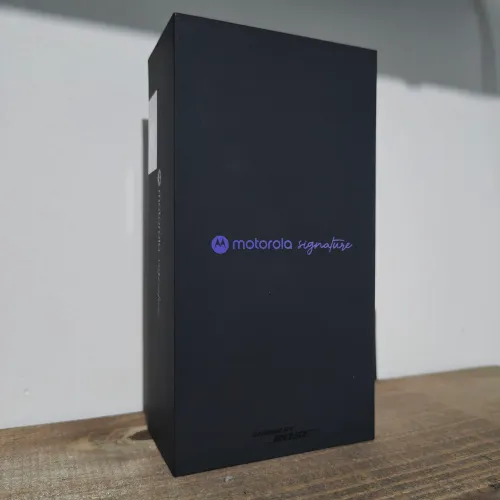 Motorola Signature 5G - 512GB / 12GB RAM (NOVO)