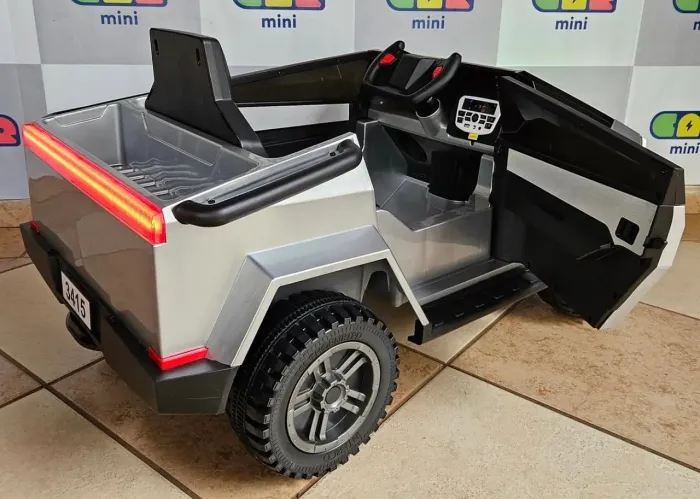 Carro infantil ciber truck