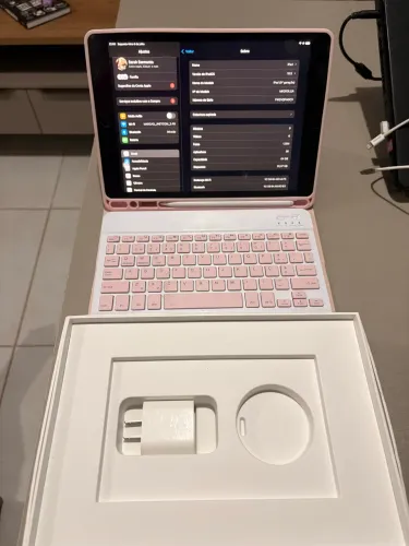 ipad 9ª gre 64g poucas vezes usado + capa com teclado e caneta Goldensky palm rejection