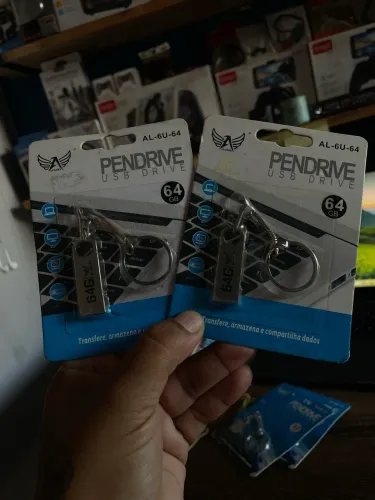 Pendrive 64 gigas 
