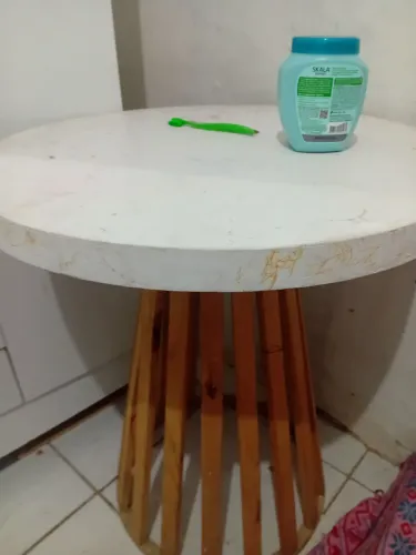 Vendo mesa de aniversário