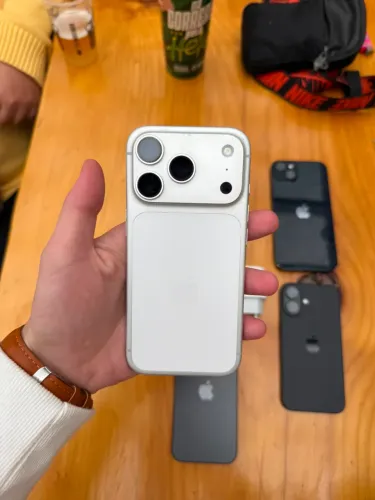 IPHONE 17 PRO