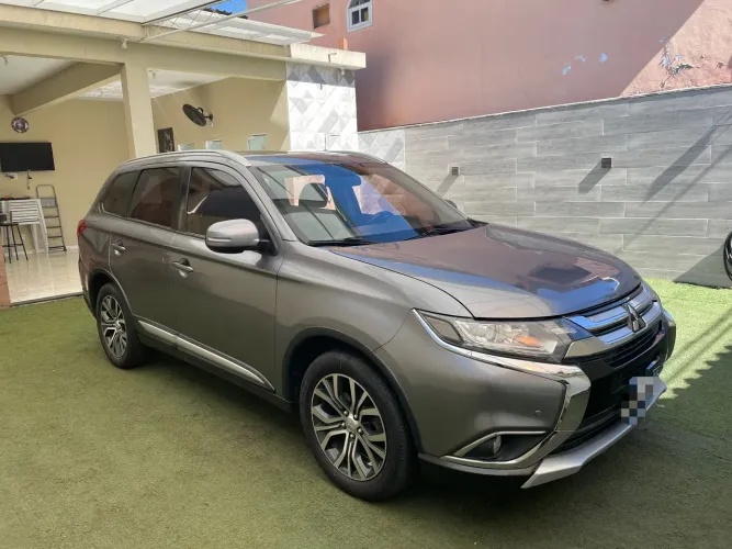 Mitsubishi Outlander Comfort 2.0 16V Aut. 2018