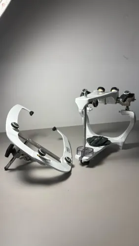 Articulador Semi-Ajustável Bioart 4000S