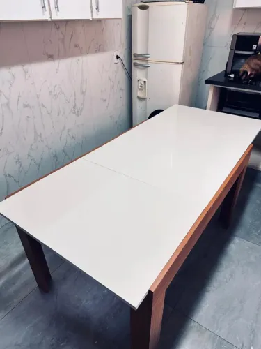 Mesa de cozinha retrátil 6 lugares sem cadeira