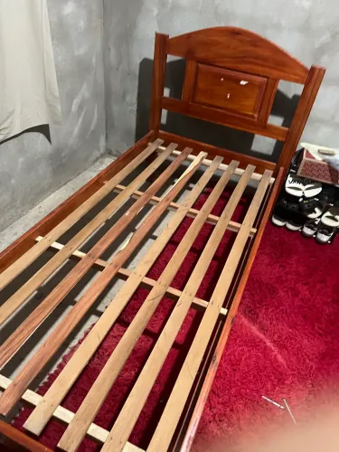 Cama de macacaúba 