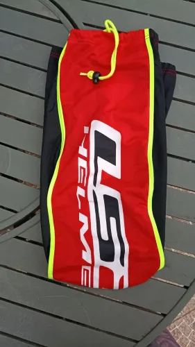 Mochila porta capacete LS2 original.
