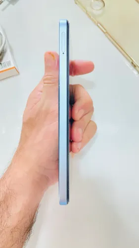 REALME NOTE 60 128gb,4GB RAM+ 8GB (I M P E C A V E L)