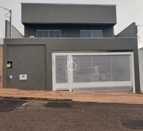SOBRADO 2 SUITES EM FRENTE A ORLA MORENA