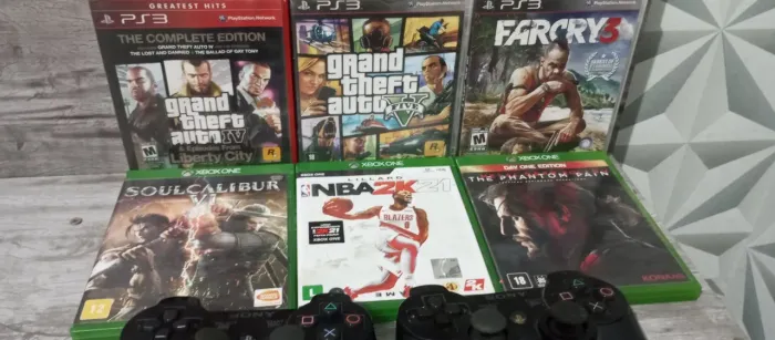 Lote de Jogos e controles Léia a descrição pfvr