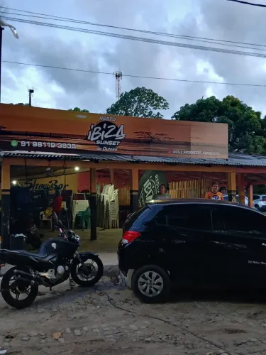 Precisa-se de garçom