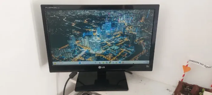 Monitor LG Flatron E1941 - 19 polegadas (Ótimo para PC)