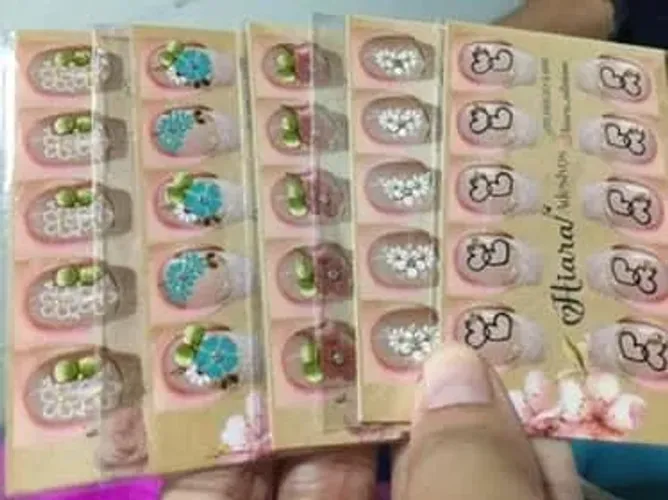 Adesivos de unhas artesanais 
