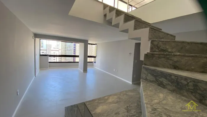 Cobertura Duplex 4 quartos na Praia da Costa