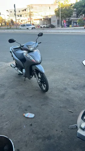 Biz 125 PRATA