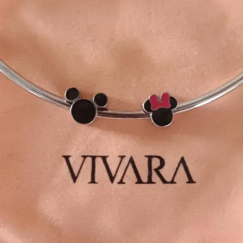 Par de Berloques Pingentes Mickey e Minnie originais da Vivara