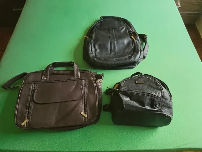 1 Bolsa Feminina + 1 Maleta + 1 Mochila em Couro Legítimo