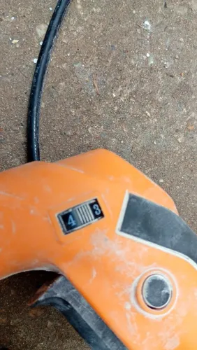 Máquina de lixar parede: 600