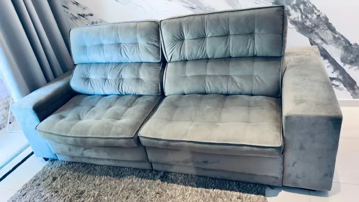 SOFA RETRÁTIL GRANDE 4 LUGARES 