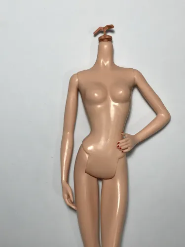 Boneca Barbie corpo model muse branco