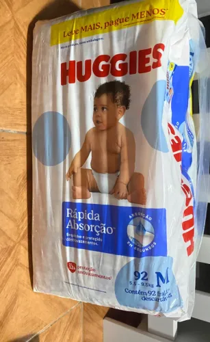 Fraldas Huggies M