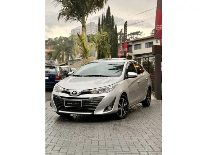 Toyota Yaris XLS Sedan 1.5 Flex 16V 4P Aut. 2019