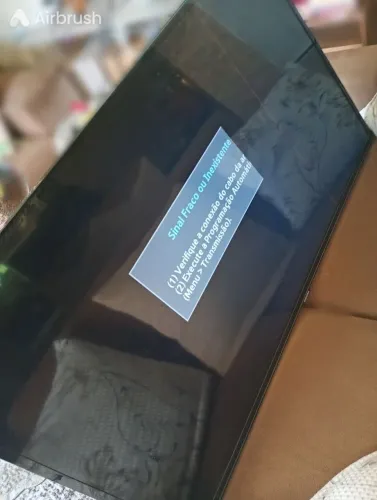 Tv Samsung nova 32 polegadas funcionando (com problema de imagem).